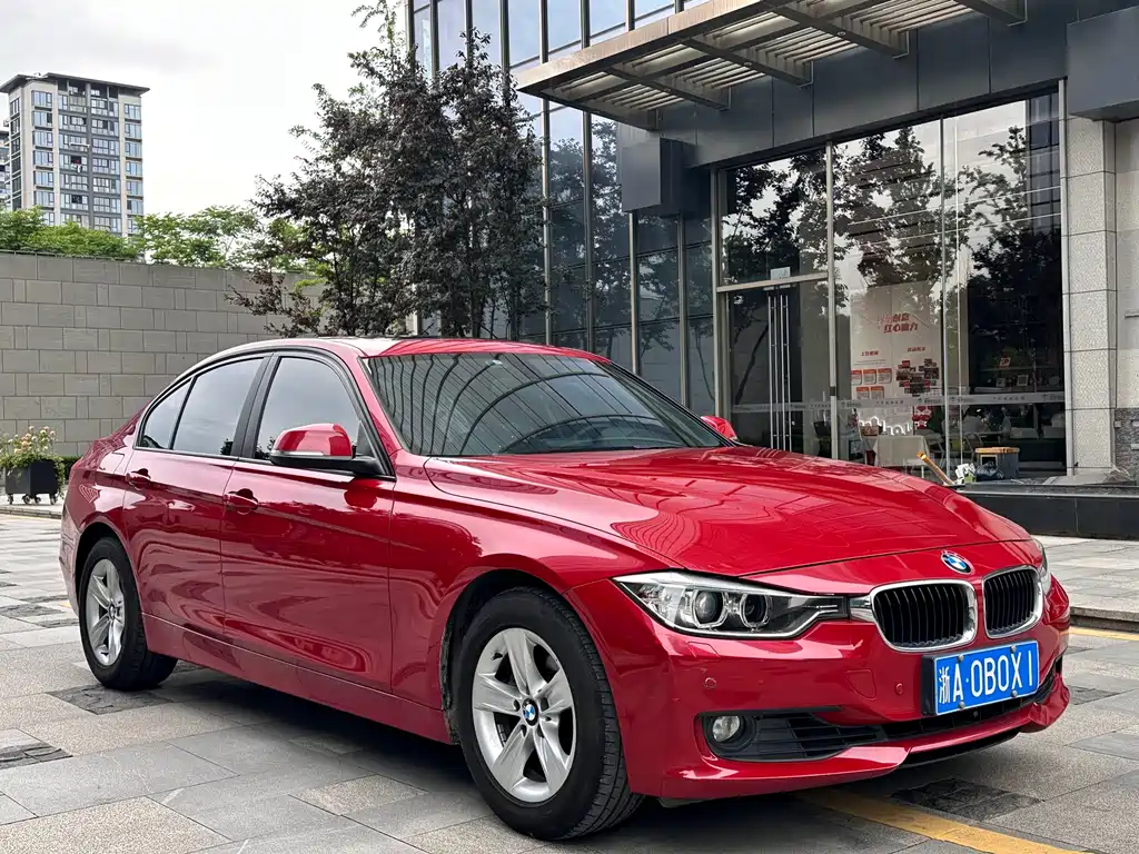 BMW 3 Series 2014 320i Fashion Edition