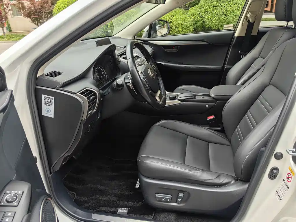Lexus NX 2015 200t AWD F Sport