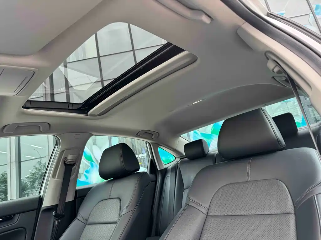 Honda Integra 2023 240TURBO CVT Luxury Edition