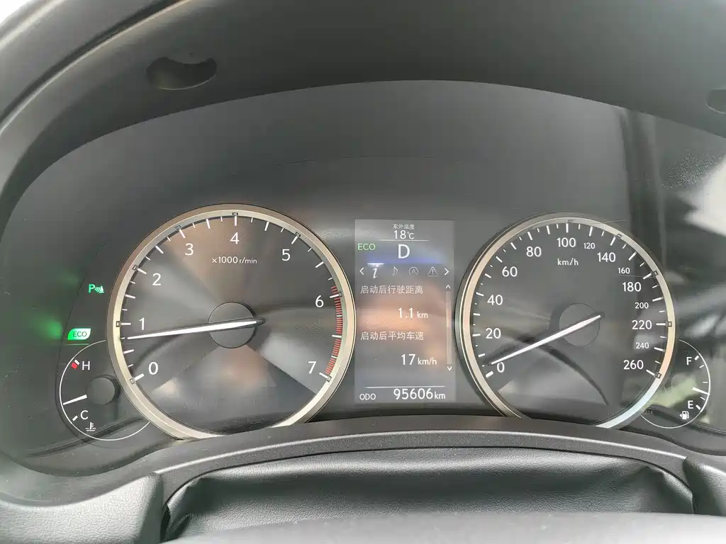 Lexus NX 2015 200t AWD F Sport