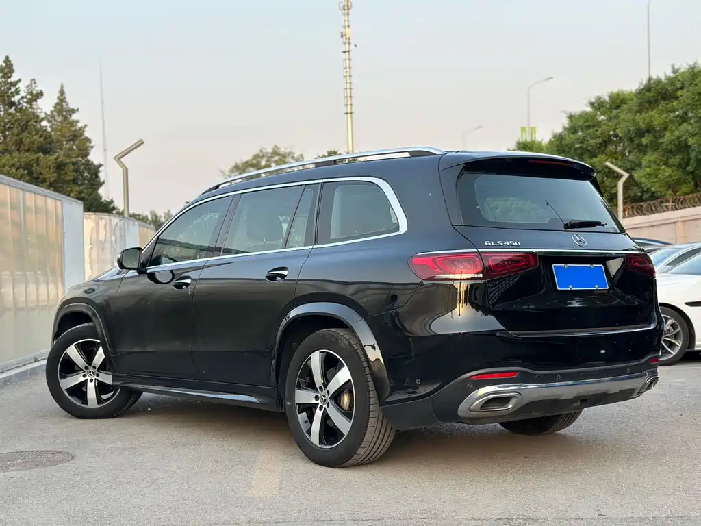Mercedes-Benz GLS 450 4MATIC