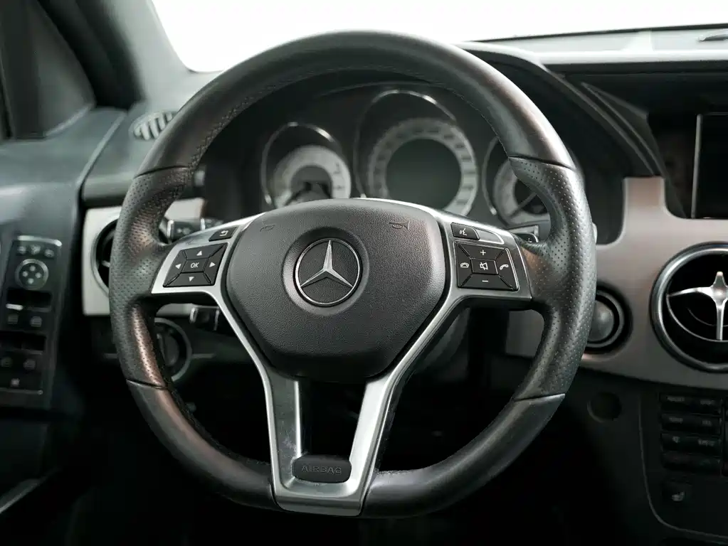 Mercedes-Benz GLK-Class 2015 GLK 300 4MATIC Fashion Edition Ultimate
