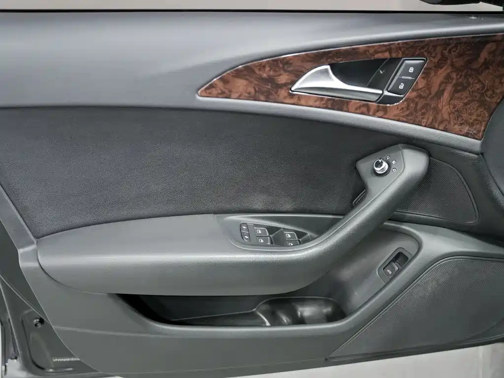 Audi A6L 2014 TFSI Standard Edition