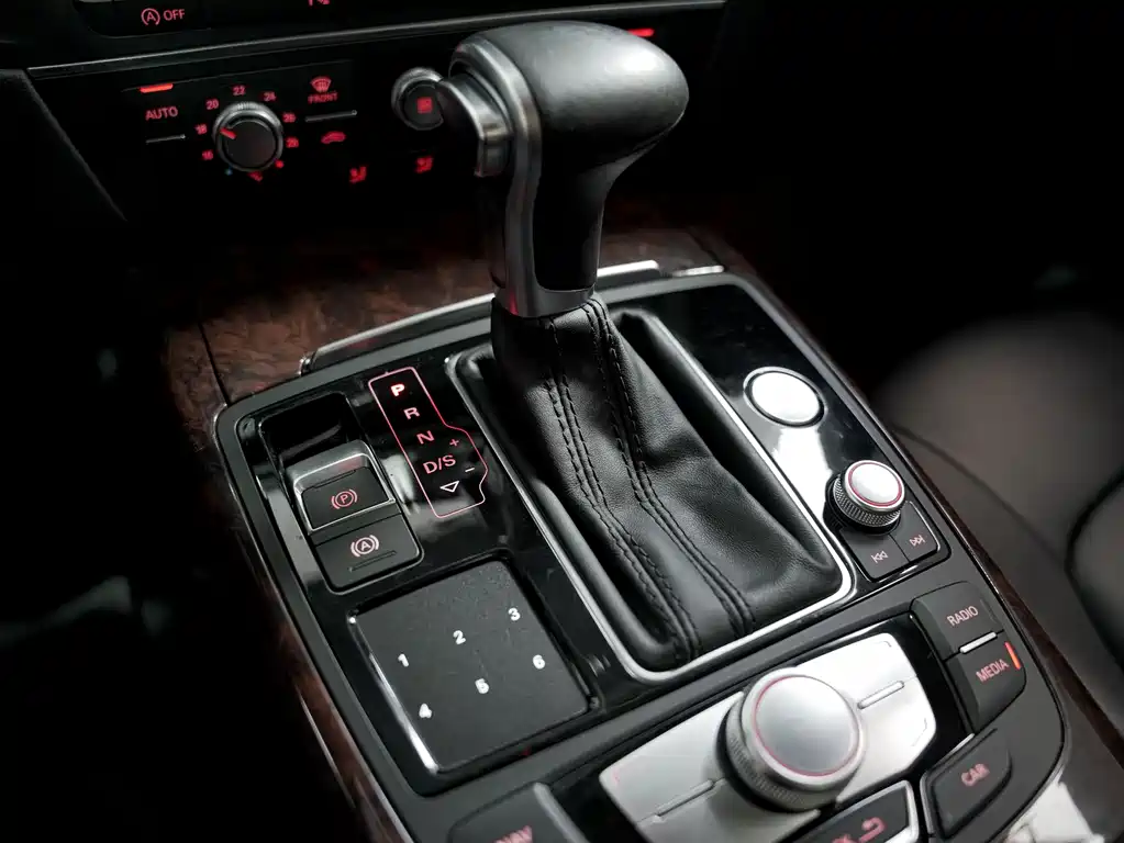 Audi A6L 2014 TFSI Standard Edition