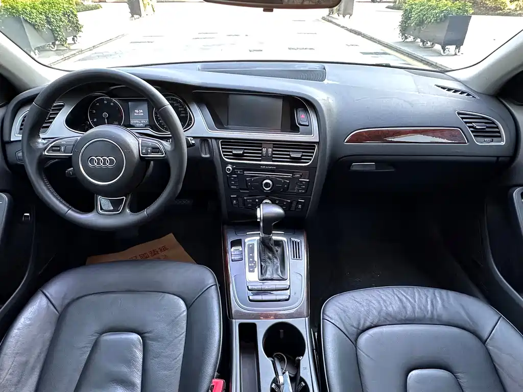 Audi A4L 2013 35 TFSI Automatic Standard
