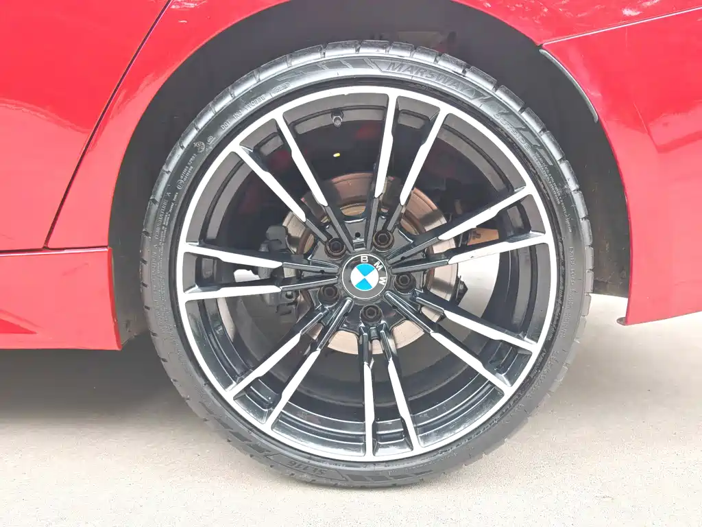 BMW 3 Series 2018 320Li Leading Edition M Sport Package