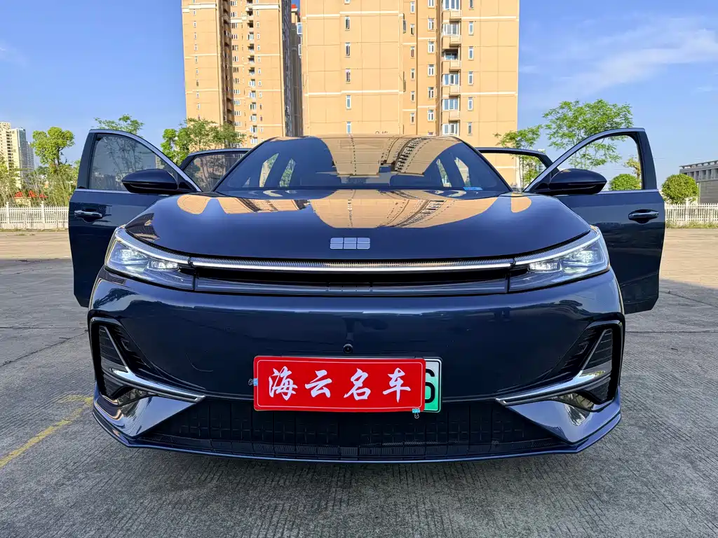 Geely Galaxy A7 2025 EM-i 150km Starship Edition