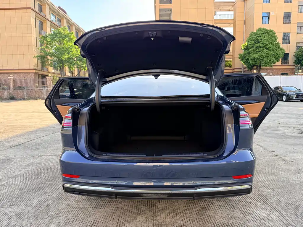 Geely Galaxy A7 2025 EM-i 150km Starship Edition
