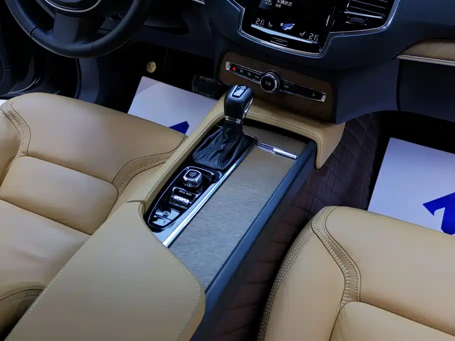 Volvo XC90 2018 T6 Inscription 7-Seater