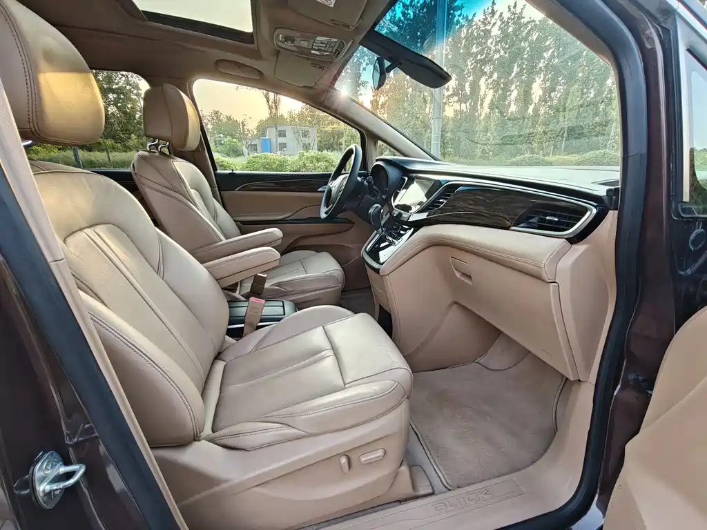 Buick GL8 2017 ES 28T Luxury Edition