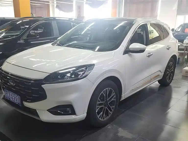 Ford Escape 2020 EcoBoost 245 4WD