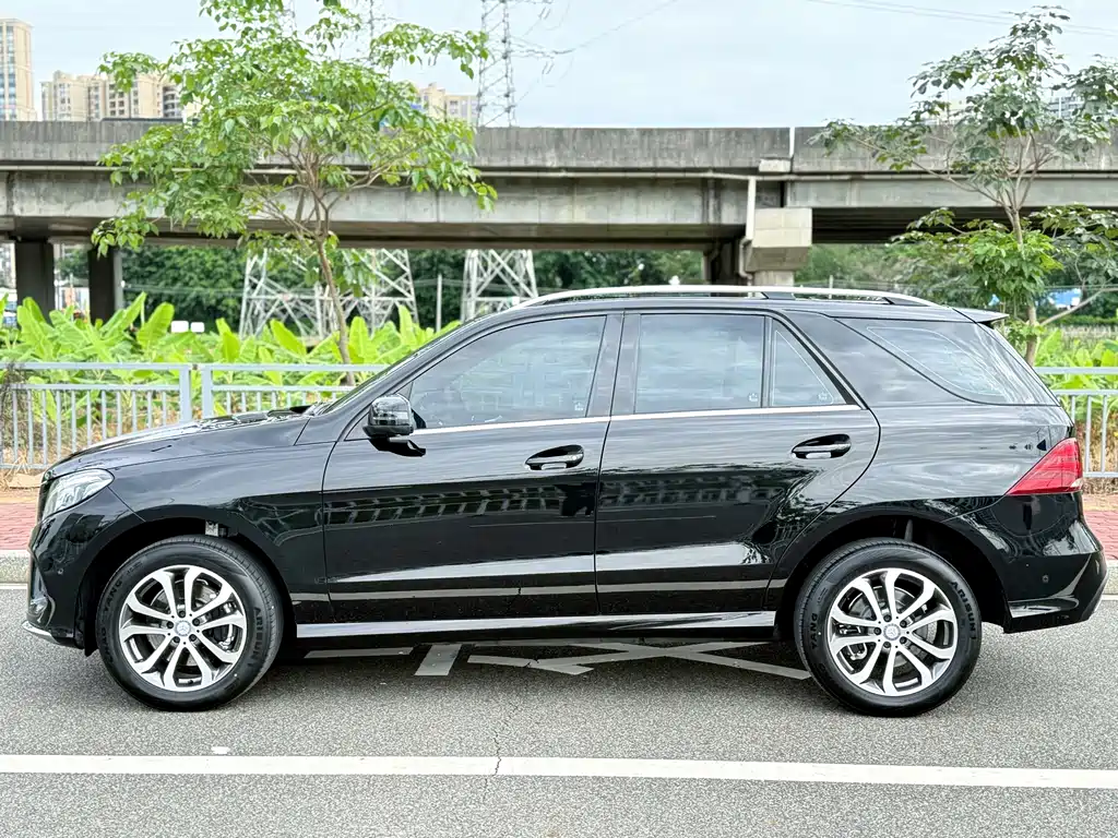 Mercedes-Benz GLE 2017 GLE 320 4MATIC Dynamic