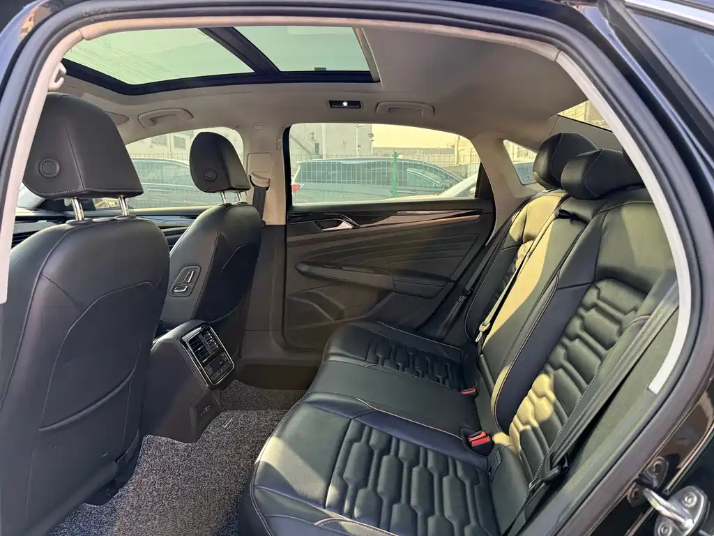 Passat 2021 330TSI Elite Edition
