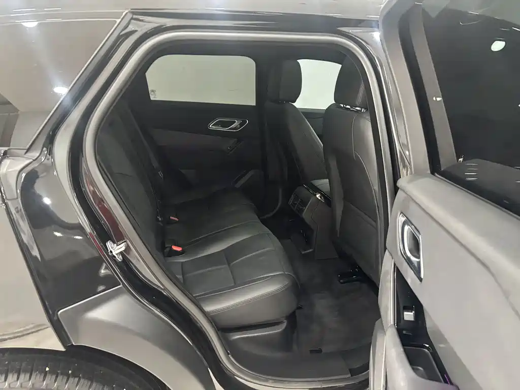 Range Rover Velar 2025 Dynamic SE