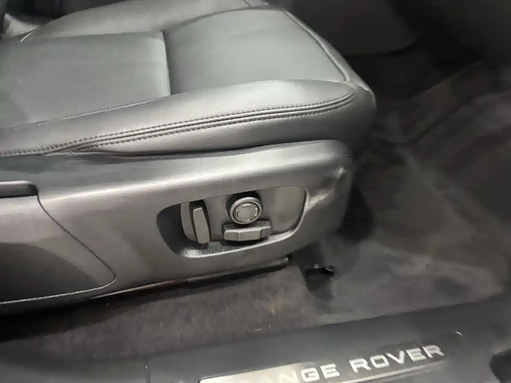 Range Rover Velar 2025 Dynamic SE