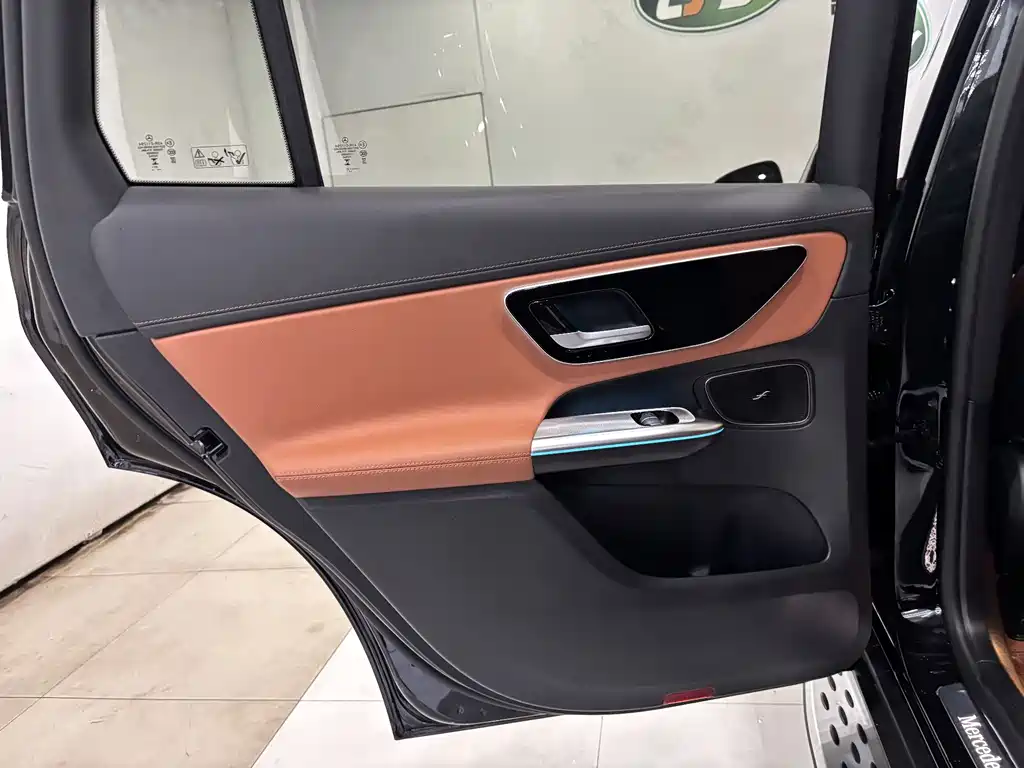 Mercedes-Benz GLC 2025 Facelift GLC 300 L 4MATIC Dynamic Edition 5-seat