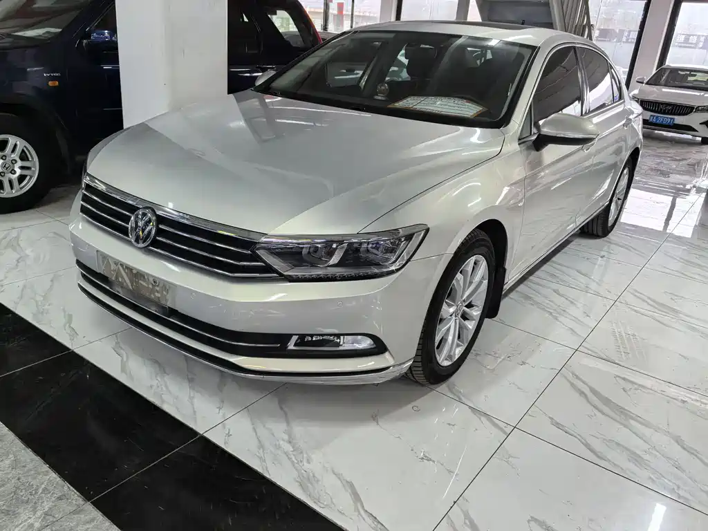 Magotan 2017 330TSI DSG Luxury