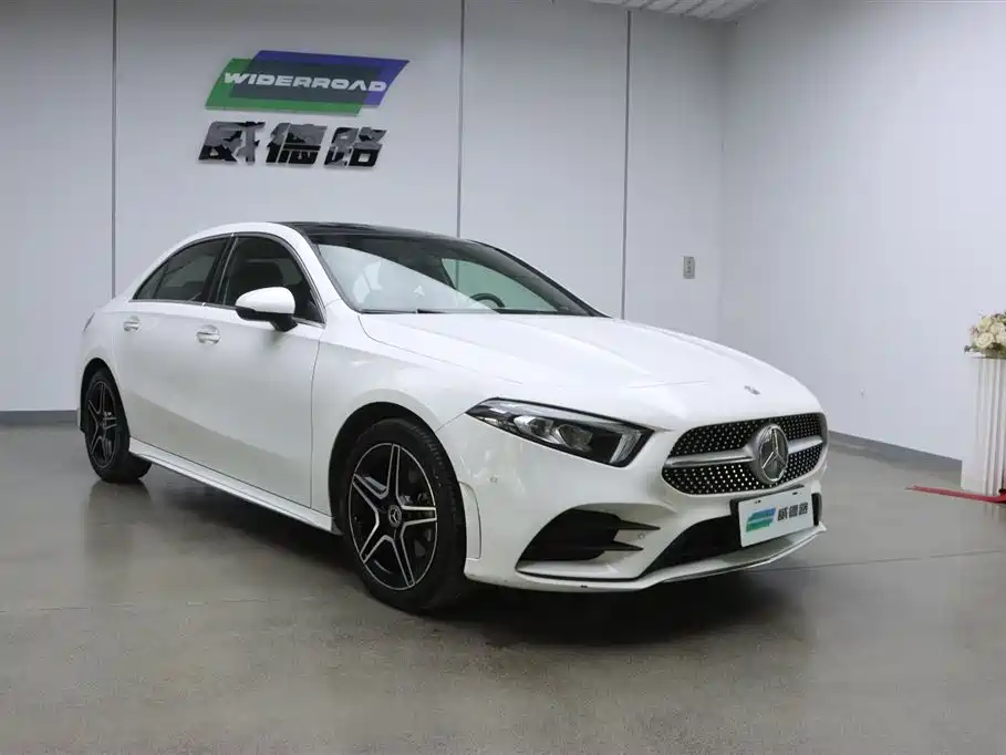 Mercedes-Benz A-Class 2019 A 200 L Sedan