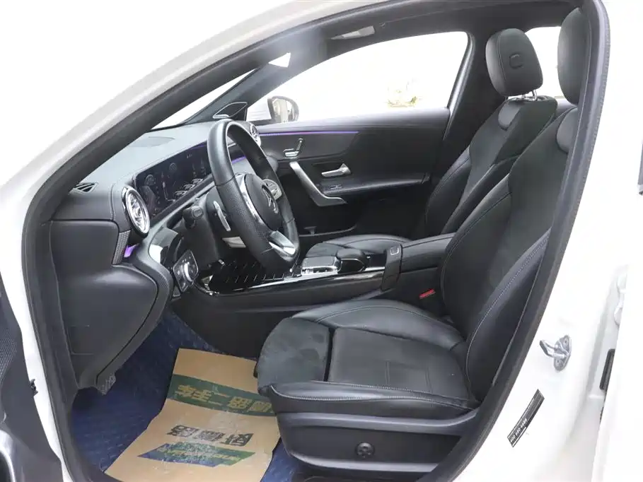 Mercedes-Benz A-Class 2019 A 200 L Sedan