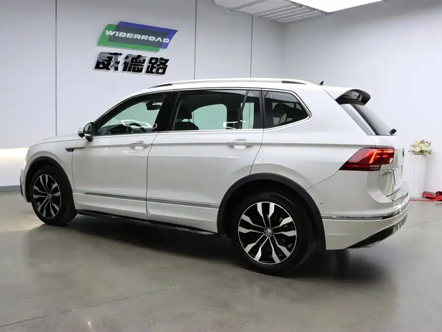 Tiguan L 2019 330TSI Automatic FWD R-Line Flagship Edition China VI