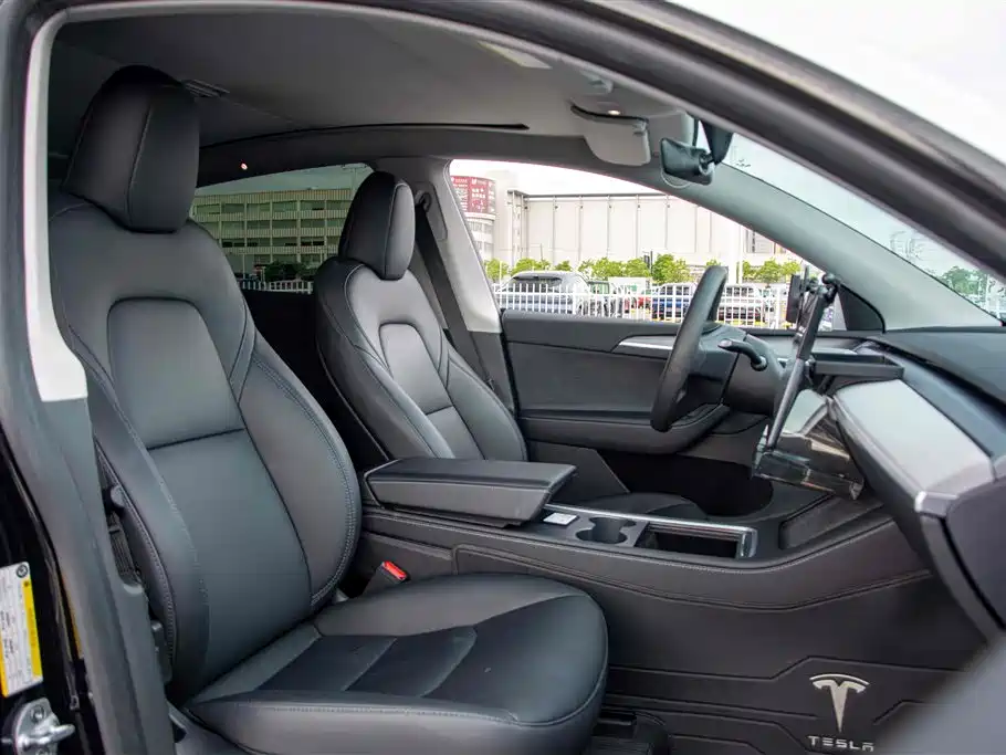 Model Y 2023 Rear-Wheel Drive