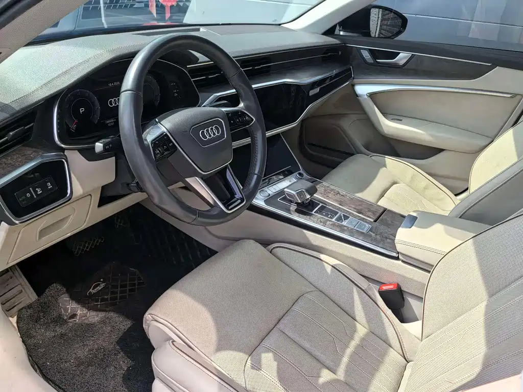 Audi A6L 2019 55 TFSI quattro Flagship Elegant