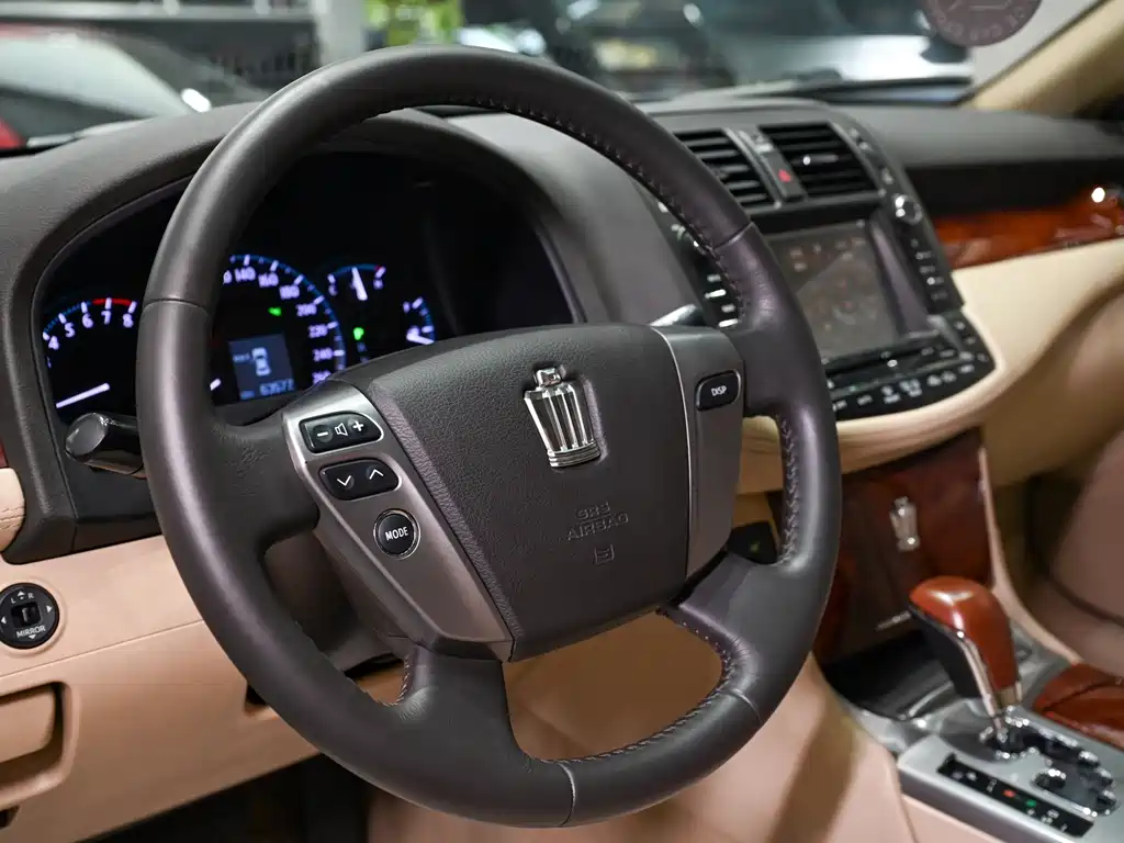 Toyota Crown 2012 2.5L Royal Leather Edition