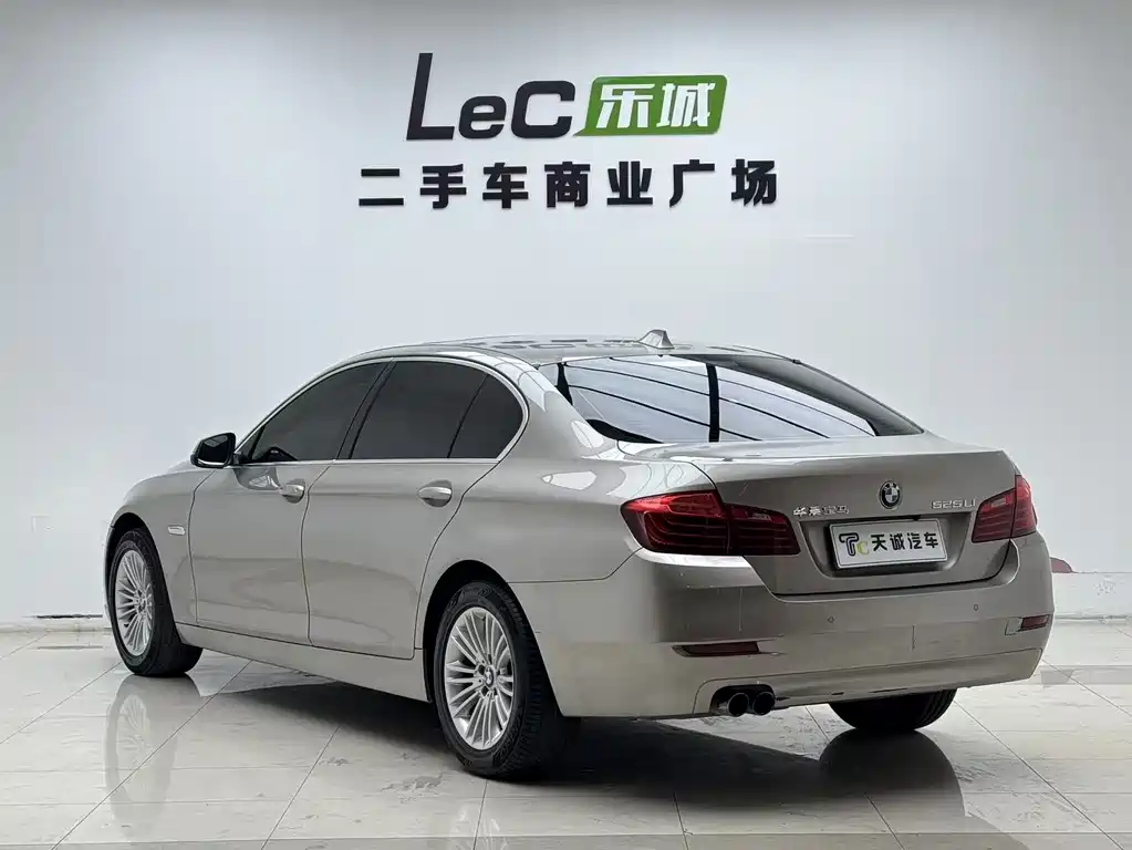 BMW 5 Series 2013 525Li Leading Edition