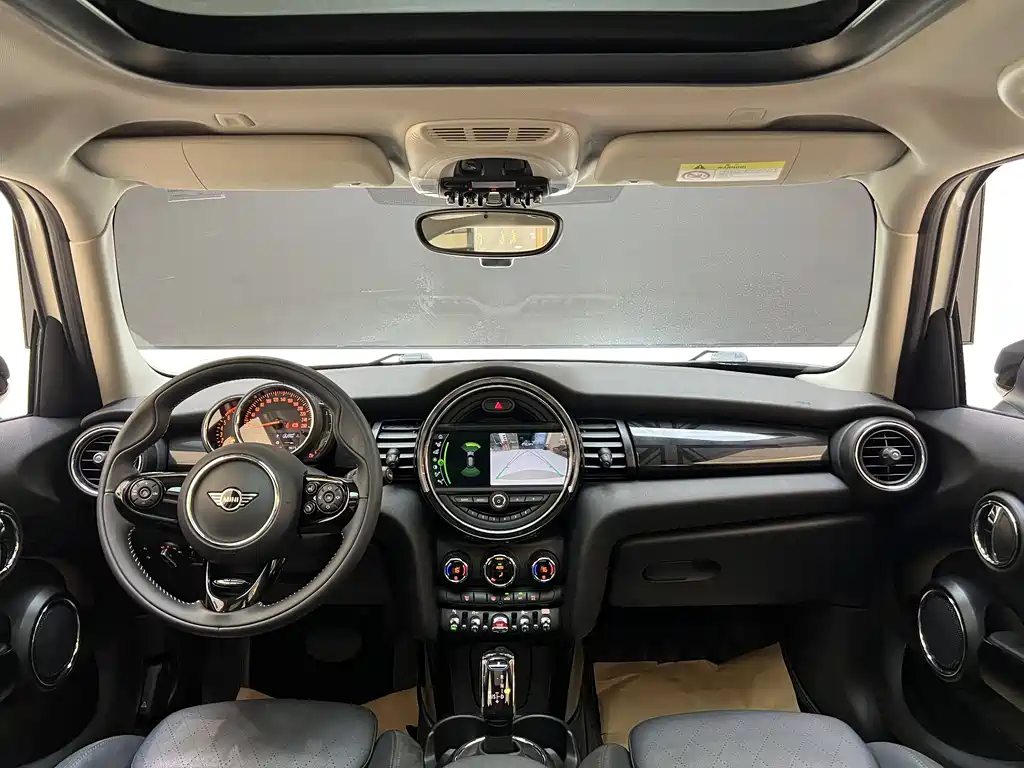 MINI Cooper 2019 1.5T Artist 5-Door