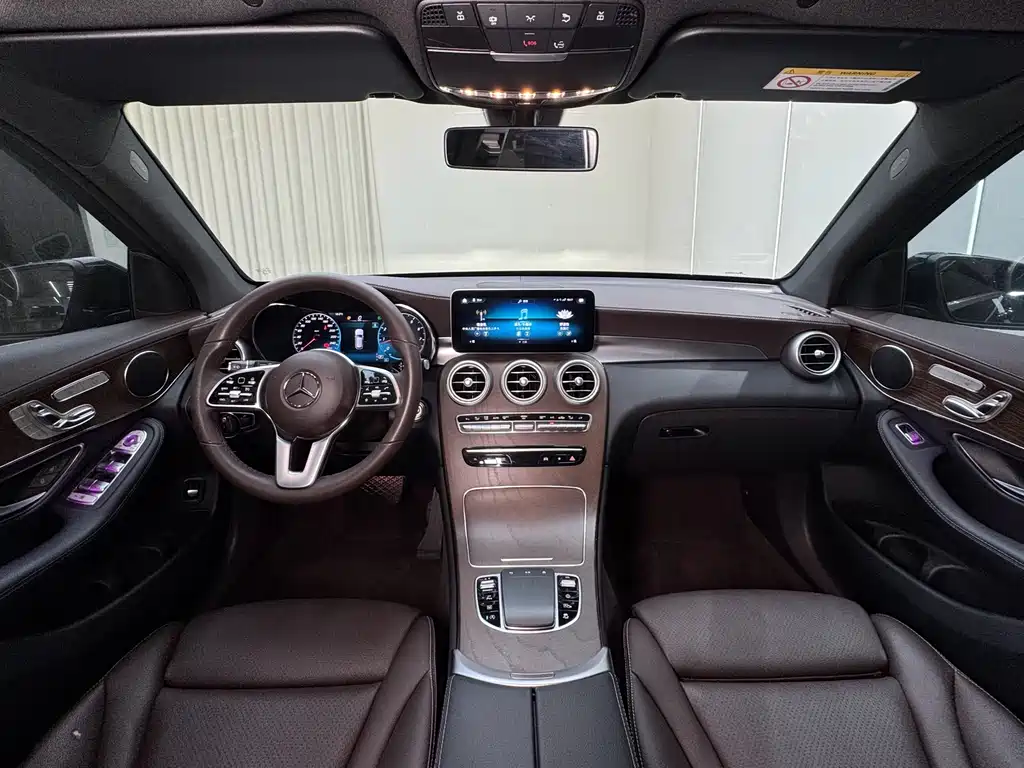 Mercedes-Benz GLC 2022 GLC 260 L 4MATIC Luxury Trim