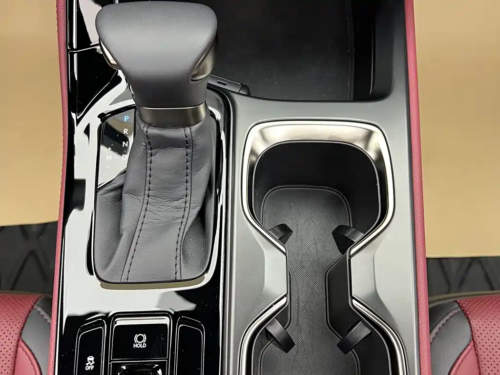 Lexus NX 2025 200 FUN