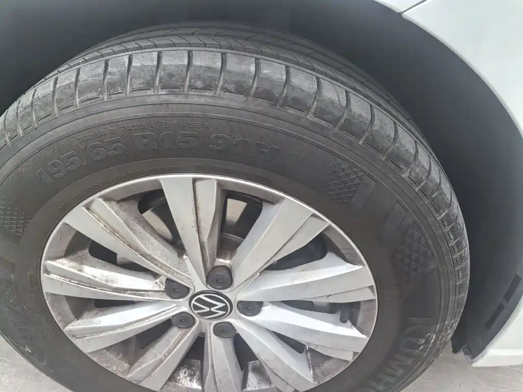 Volkswagen Lavida 2025 1.5L Sharp Superior Edition