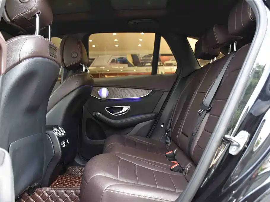 Mercedes-Benz GLC 300 4MATIC Sport 2018