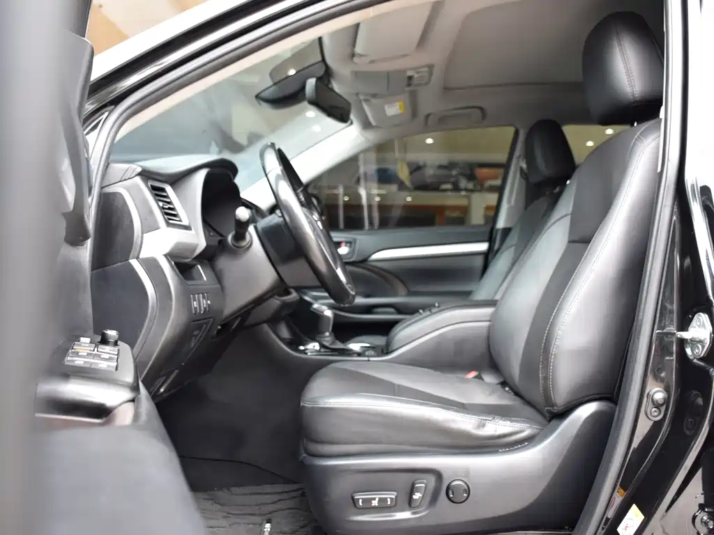 Highlander 2021 2.0T FWD Luxury Edition 7-Seater
