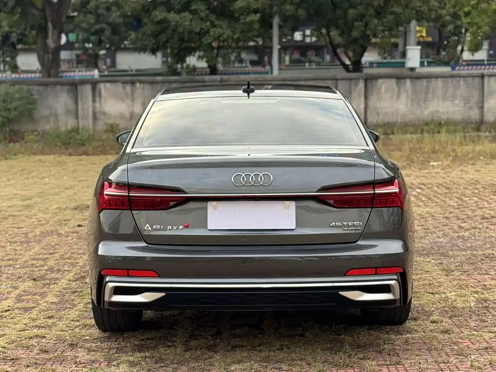 Audi A6L 2024 45 TFSI quattro Select Dynamic Edition