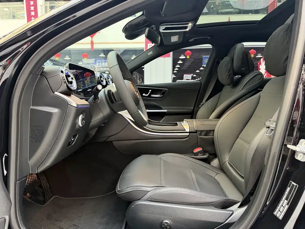 Mercedes-Benz C-Class 2025 C 260 L Sport Edition