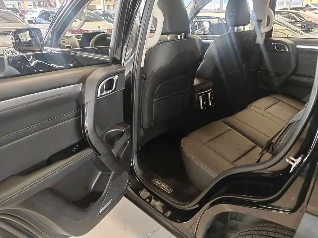 Haval Big Dog 2022 2.0T DCT AWD Zhonghua Tianyuan Quan Hunting Edition