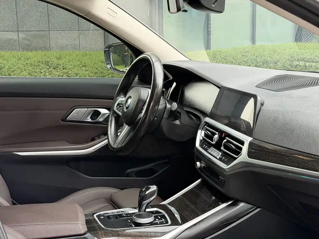 BMW 3 Series 2021 Facelift 325Li M Sport Package