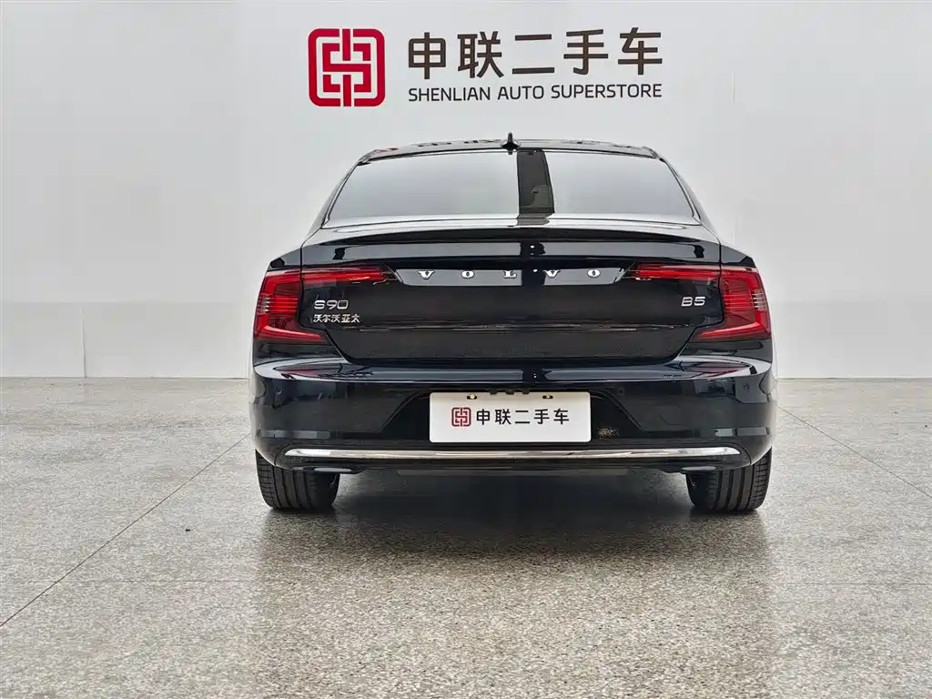 Volvo S90 2024 B5