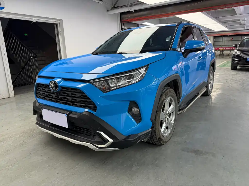 Toyota RAV4 2020 2.0L CVT 2WD Fashion Edition