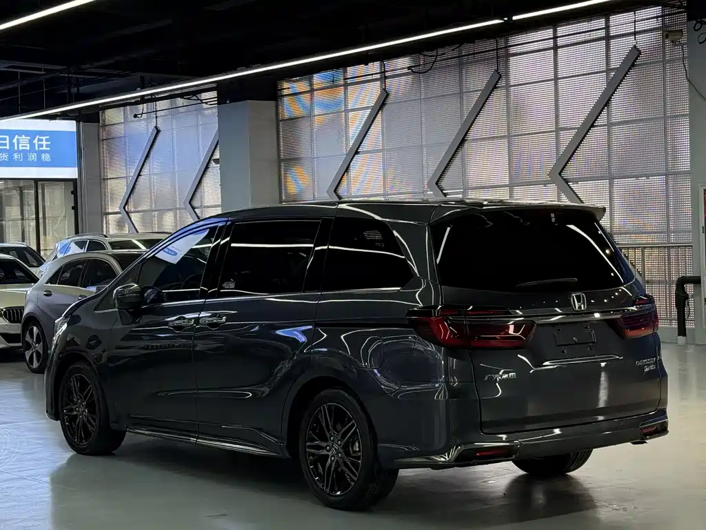 Odyssey 2022 2.0L e:HEV Sharp Supreme Edition