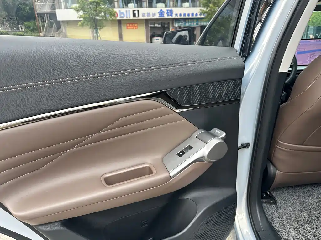 GAC Trumpchi GS4 2024 MAX 1.5T Flagship Edition