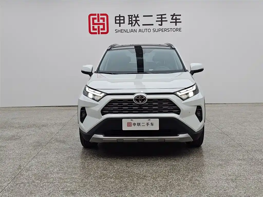 Toyota RAV4 2024 2.0L CVT FWD Style Plus Edition