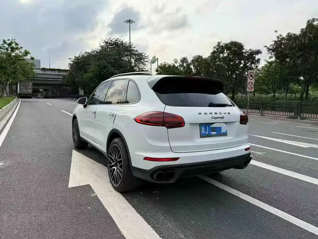 Porsche Cayenne 2016 3.0T