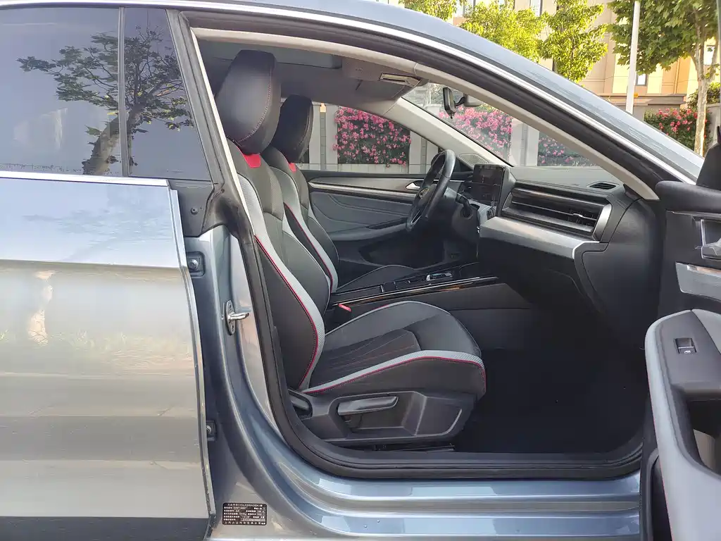 Volkswagen Lamando L 2022 280TSI DSG Xuanla Edition