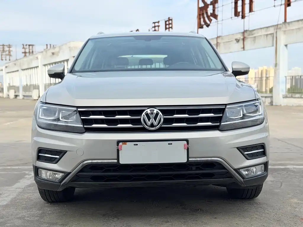 Tiguan L 2017 330TSI Automatic FWD Luxury Edition