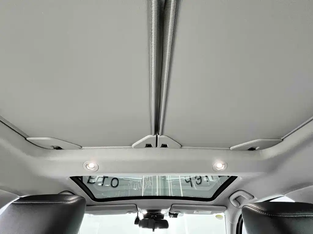 Honda Vezel 2023 1.5L CVT Tech Edition