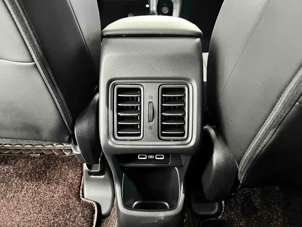Honda Vezel 2023 1.5L CVT Tech Edition