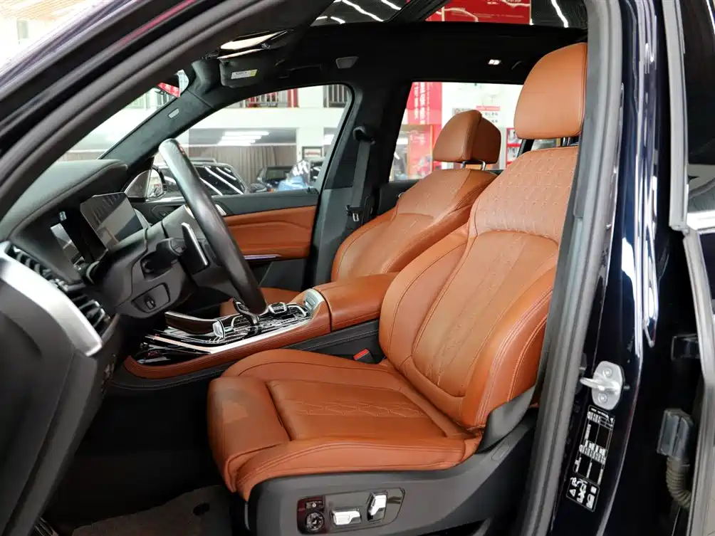 BMW X7 2019 xDrive40i Executive M Sport Package