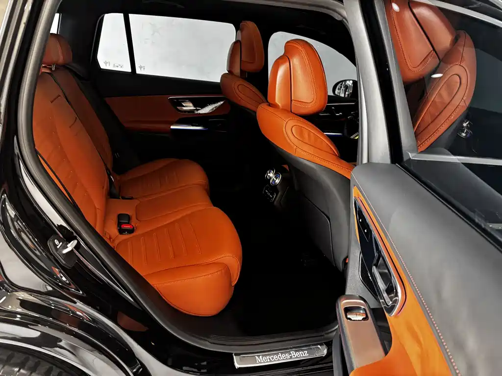 Mercedes-Benz GLC 2025 GLC 300 L 4MATIC Dynamic 5-seater
